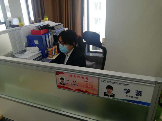 “党员驻站”引领发展