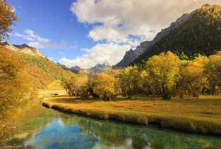美丽的稻城亚丁