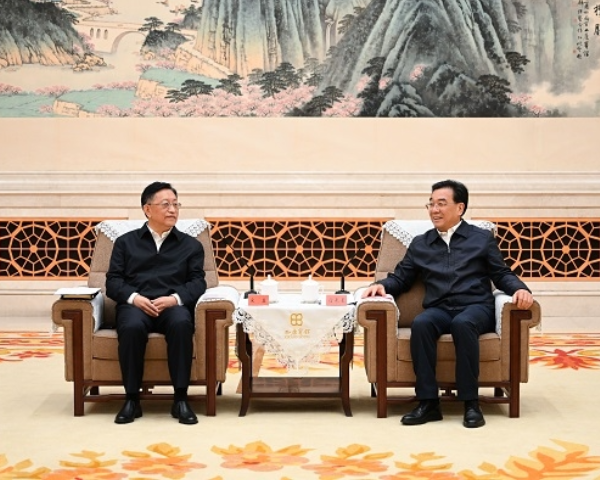 宋鑫拜会江苏省委书记信长星